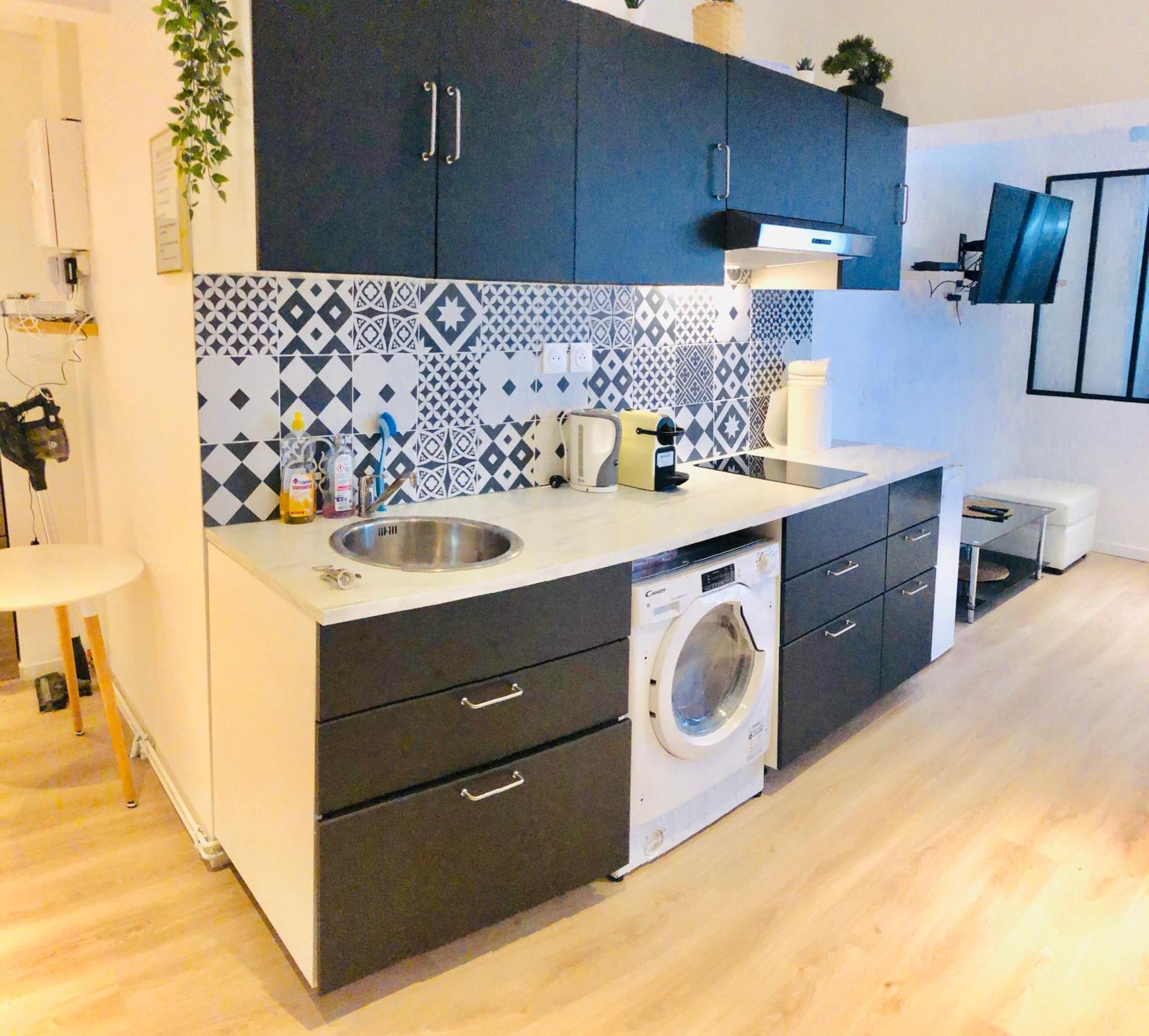 Metro Gambetta Apartment ปารีส ภายนอก รูปภาพ