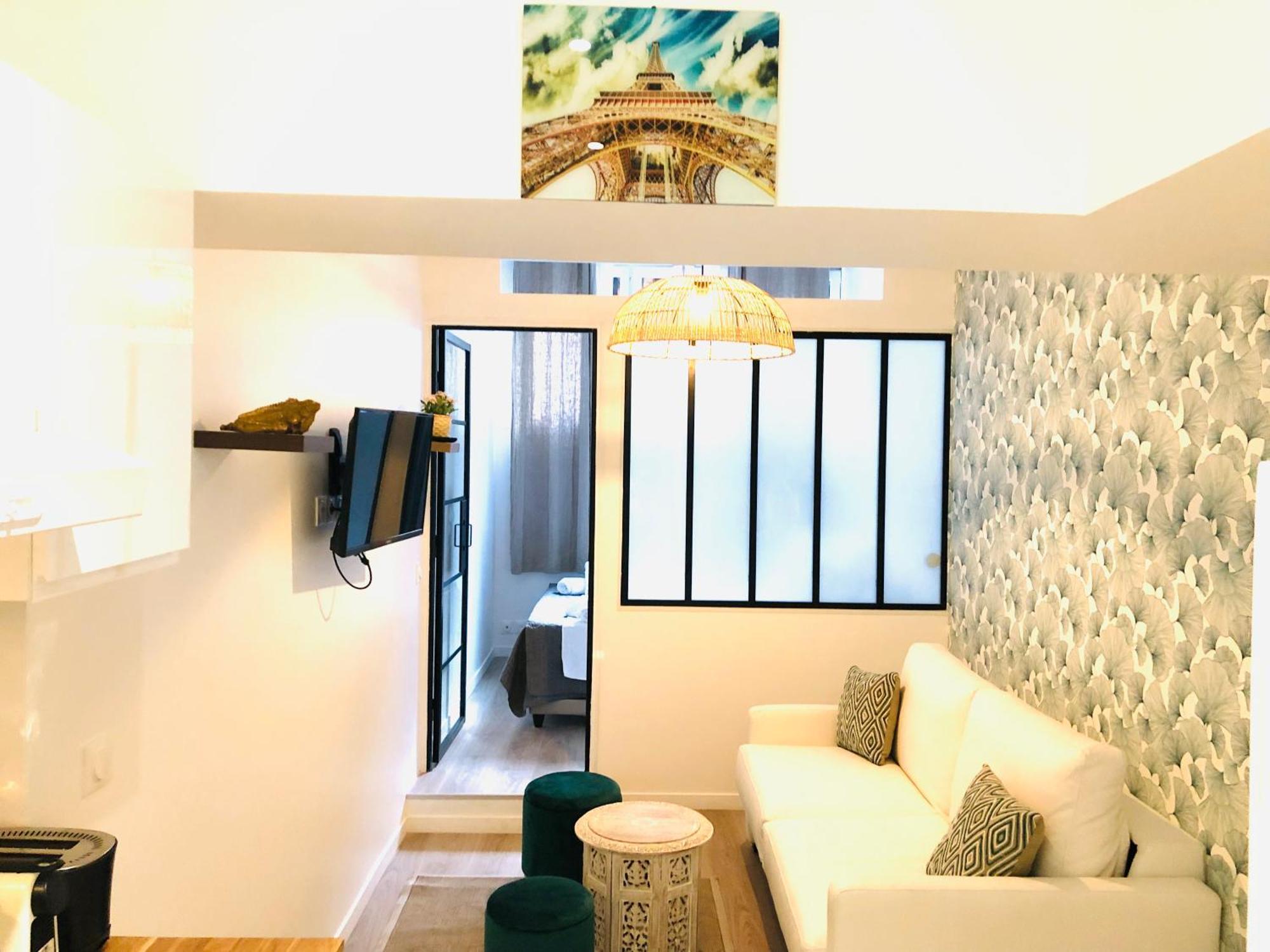 Metro Gambetta Apartment ปารีส ภายนอก รูปภาพ